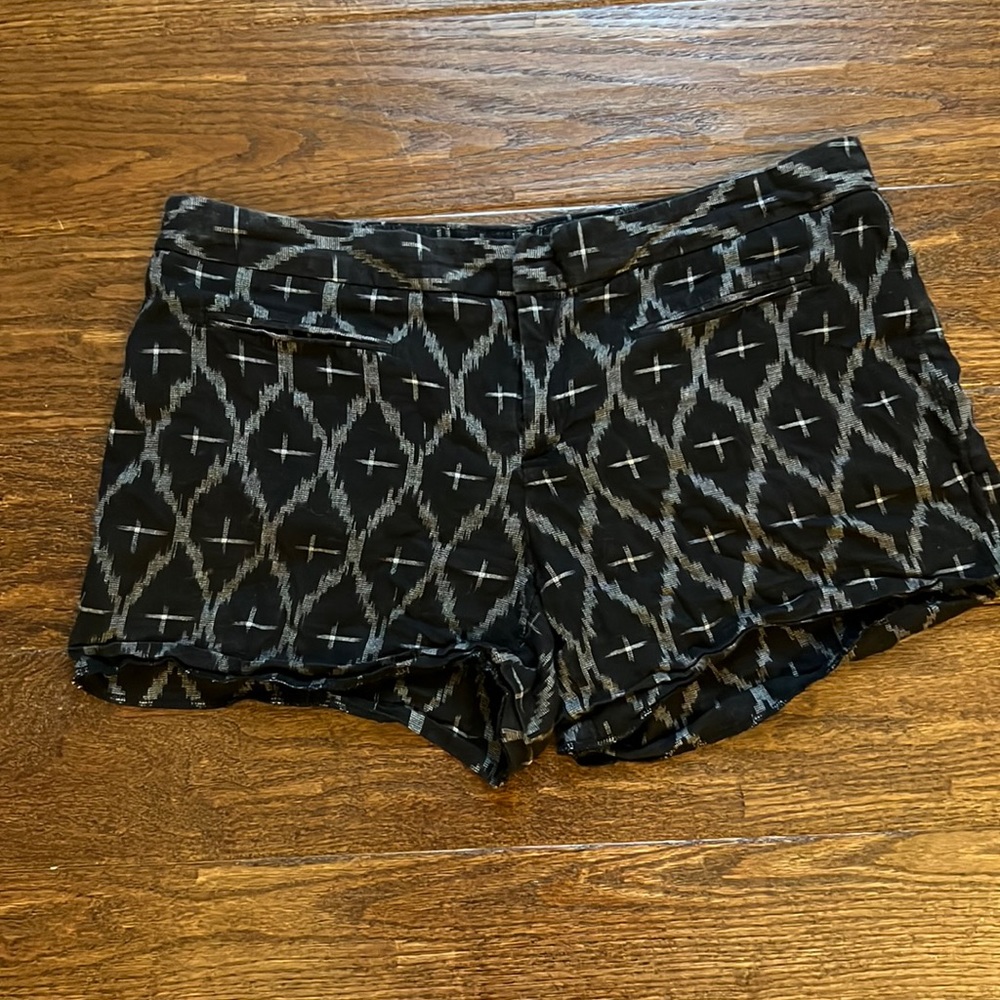 Gap Ikat Cotton Shorts| 3” Inseam | size 8